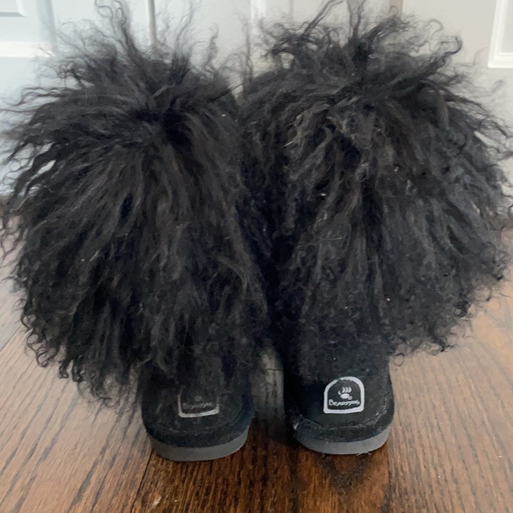 Bearpaw Girls Black Lamb Fur Boo Boots size 1 - Picture 4 of 8
